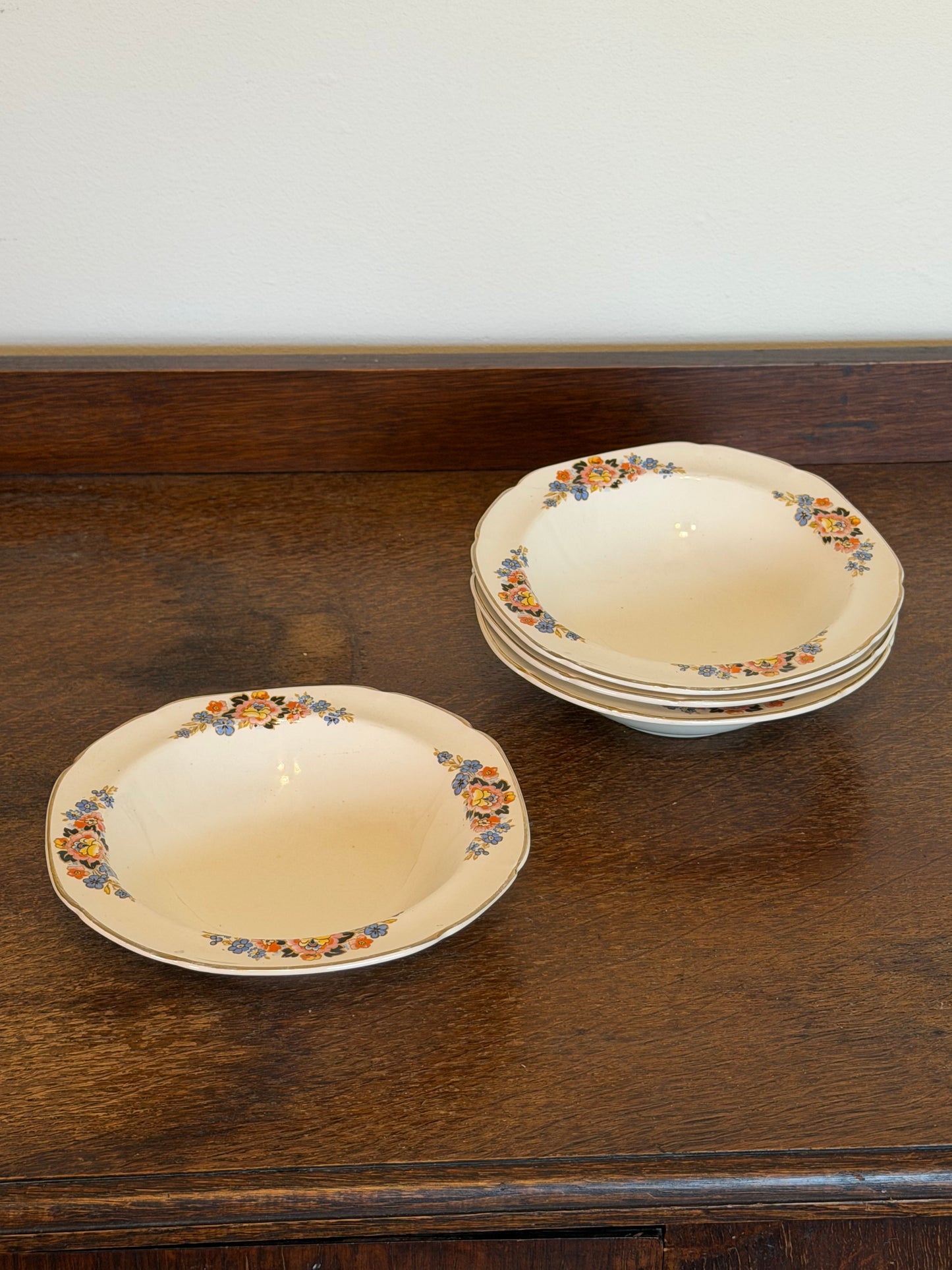 Vintage 1940s Set of 4 Vintage John Maddock & Sons Ivory Ware Floral Bowls