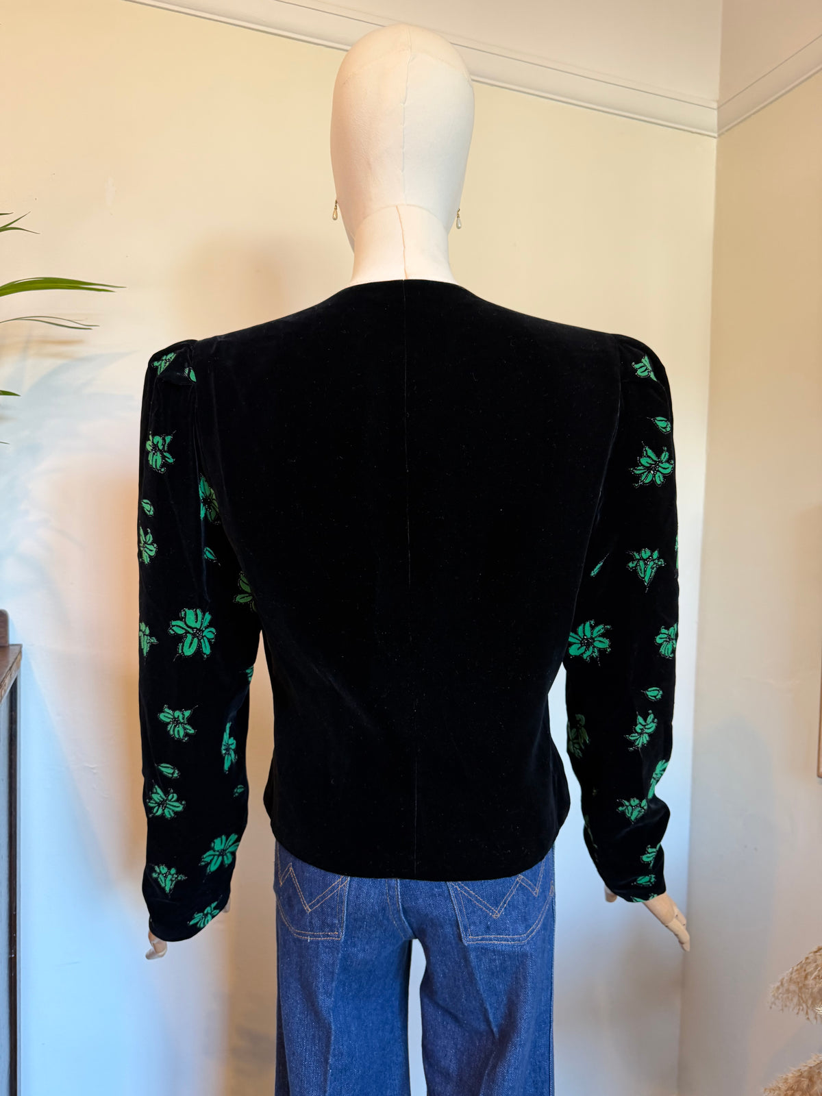 Vintage 1980s Black Velvet Green Floral Jacket - Size Medium