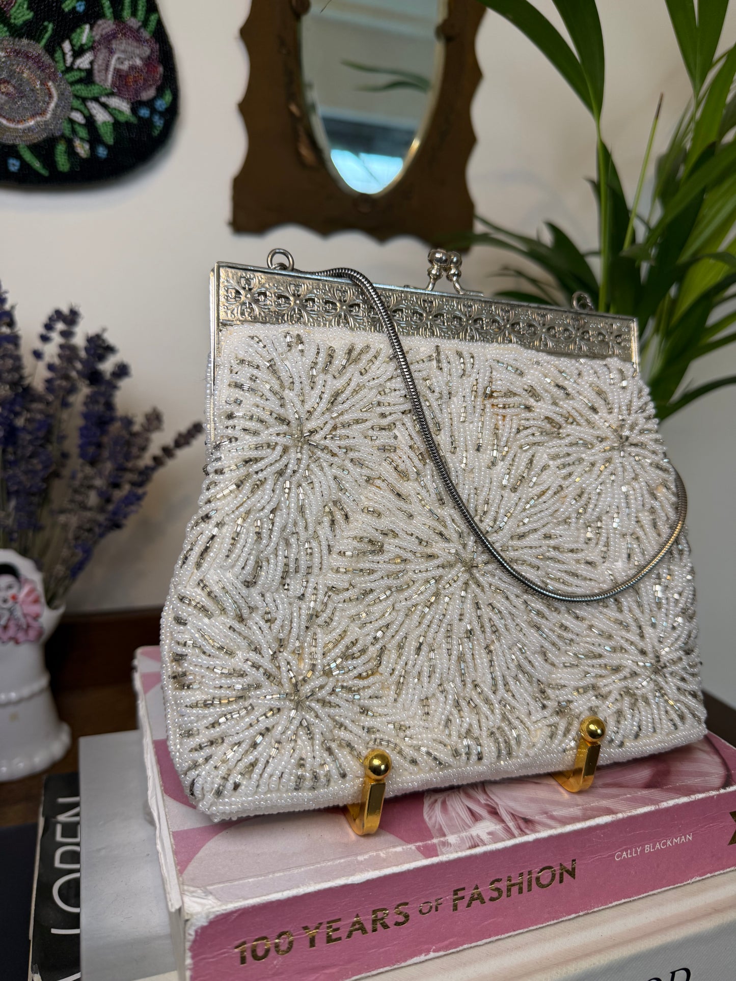 Vintage 1960s Starburst Beaded Handbag