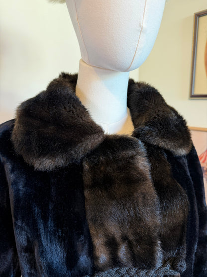 Vintage 1970s Dark Brown Faux Fur Trim Coat - Size Medium