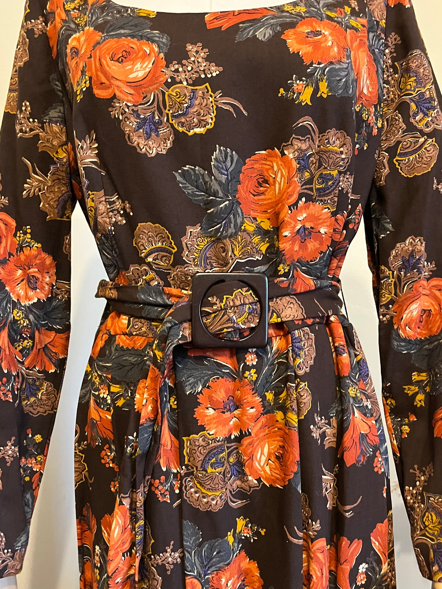 Vintage 1970s Rose Printed Scoop Neck Maxi Dress