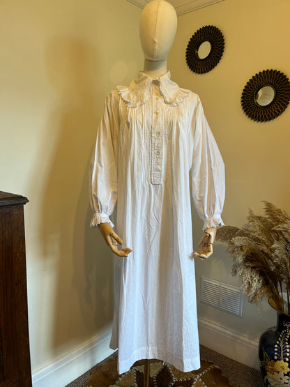 Antique Victorian embroidered gown White dress with long sleeves and ruffled cuffs and exaggerated big collar 