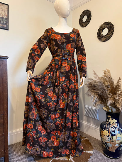 Vintage 1970s Rose Printed Scoop Neck Maxi Dress