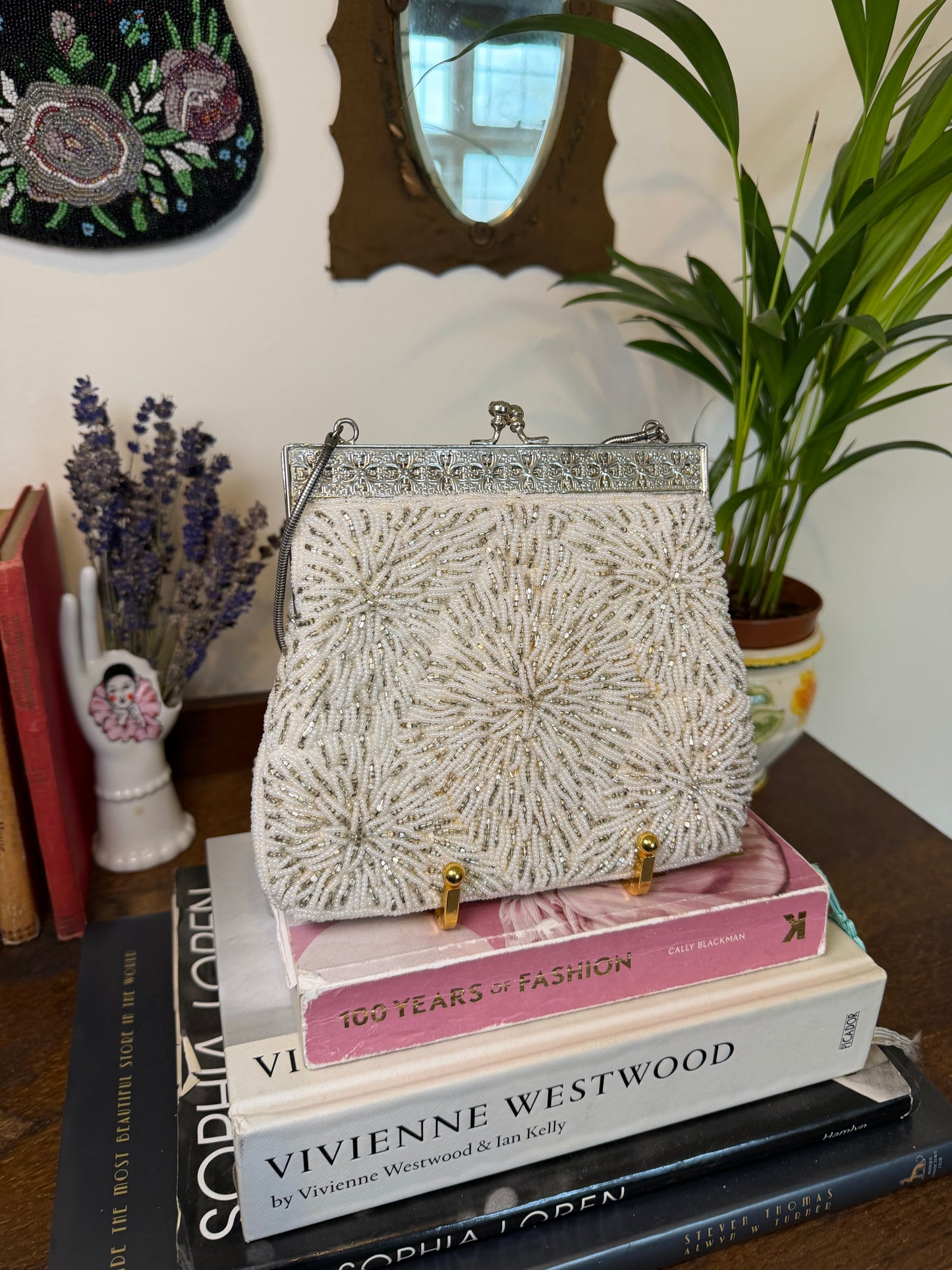 Vintage 1960s Starburst Beaded Handbag