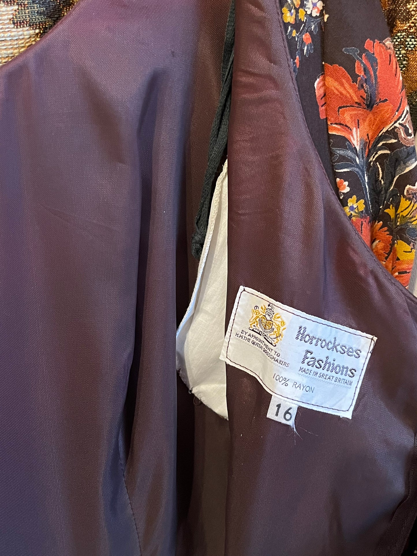 Vintage 1970s Rose Printed Scoop Neck Maxi Dress