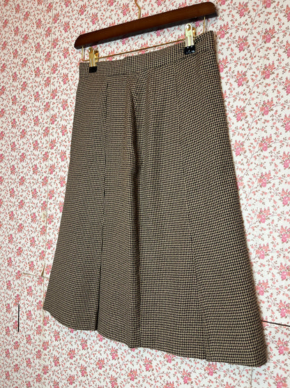Vintage 1960s Hand Tailored Houndstooth 3 Piece Skirt Suit