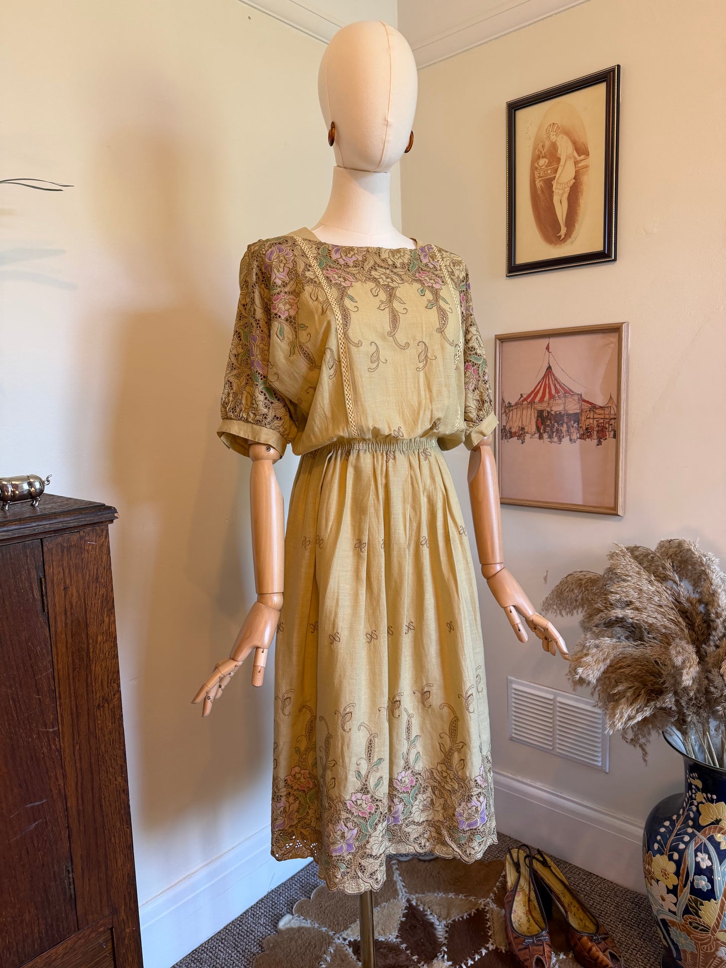Vintage 1950s Cotton Broderie Anglaise Painted Tea Dress - Size Small/Medium