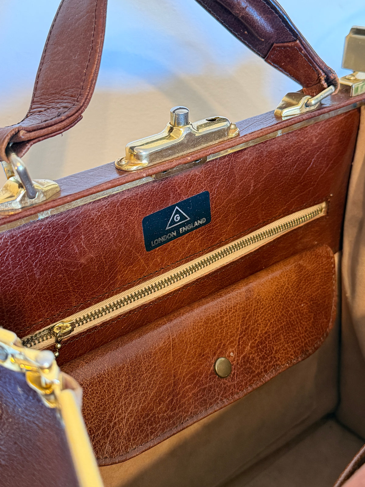 Vintage 1960s Brown Leather Structured Doctor Bag