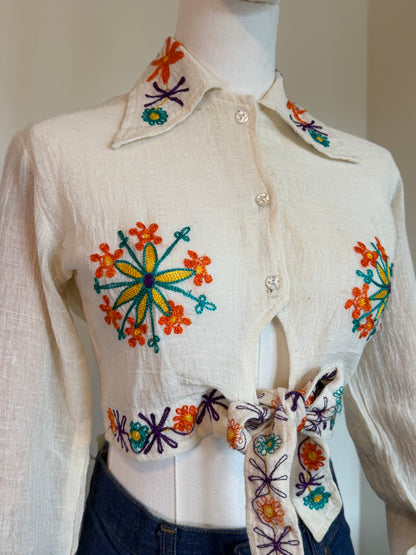 Vintage 1970s Embroidered Cotton Cropped Tie Front Blouse - Size Small