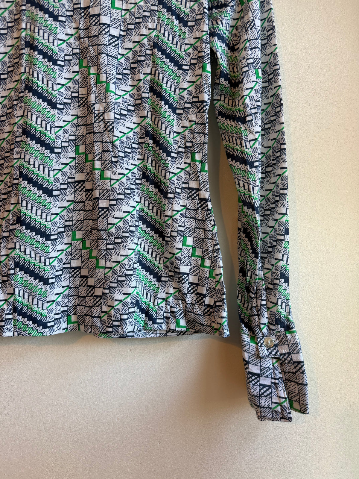 Vintage 1970s Green Geometric Pattern Flared Cuff Shirt - Size Medium