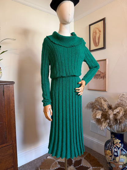 Vintage 1970s Emerald Green Knit Two Piece Set - Size Small/Medium