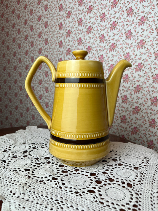 Vintage 1970s Sadler Tall Yellow Coffee Pot