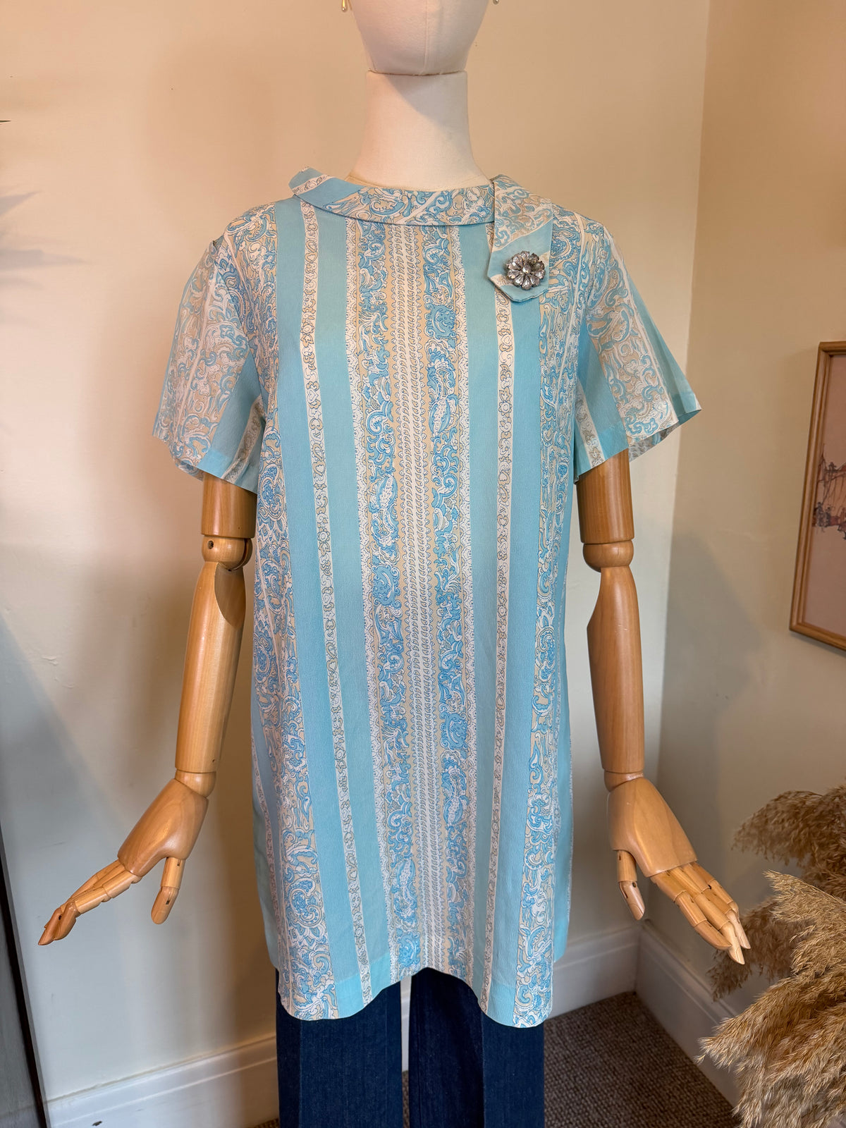 Vintage 1960s Handmade Blue Paisley Stripe Mini Dress - Size Medium