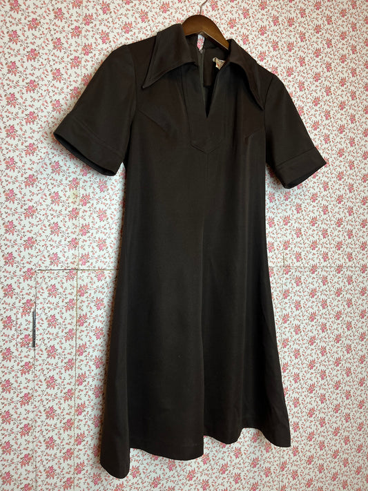 Vintage 1970s Brown Dagger Collar Fit & Flare Mini Dress