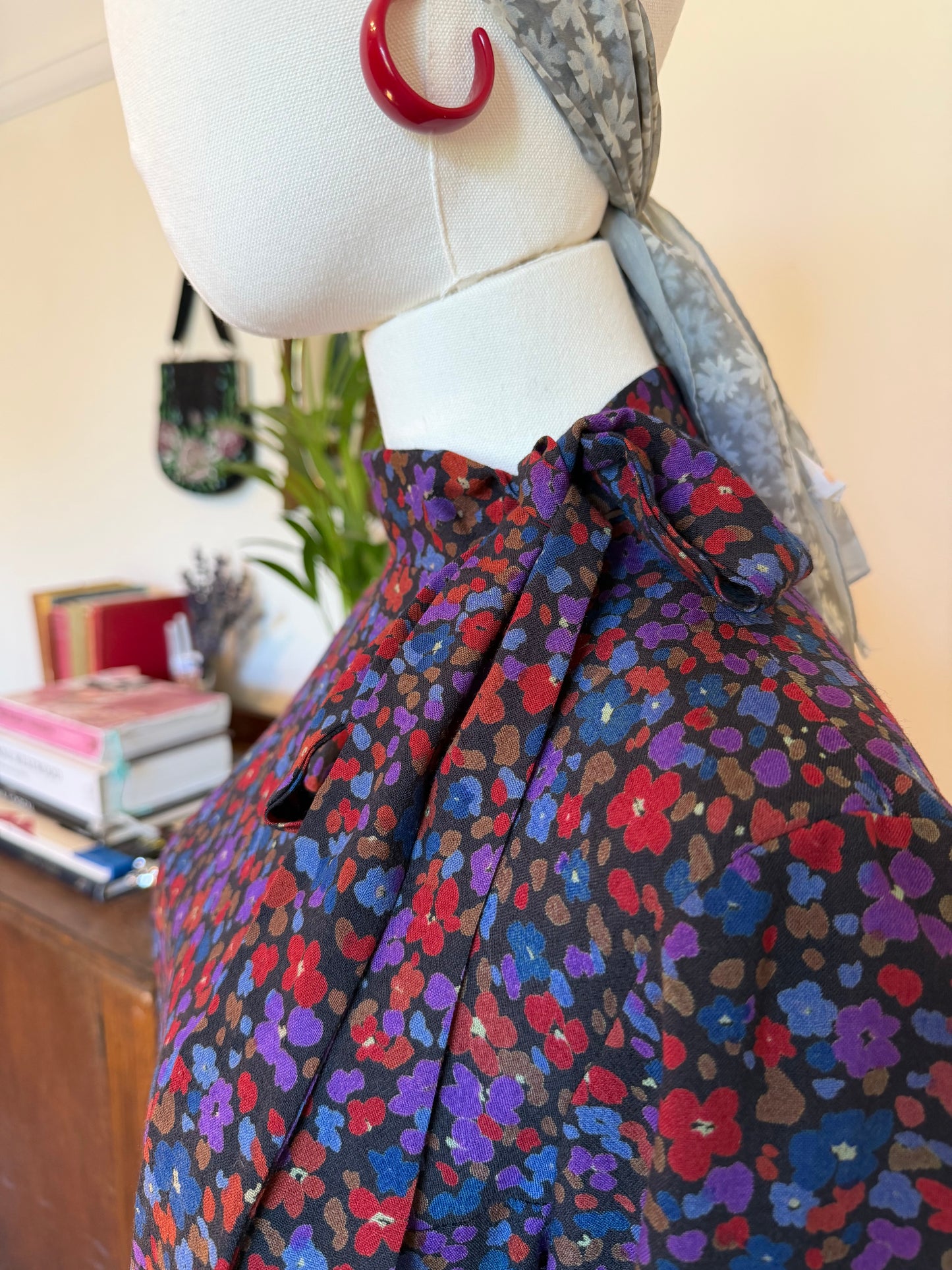 Vintage 1970s Wool Blend Ditsy Print Midi Dress - Size Small/Medium
