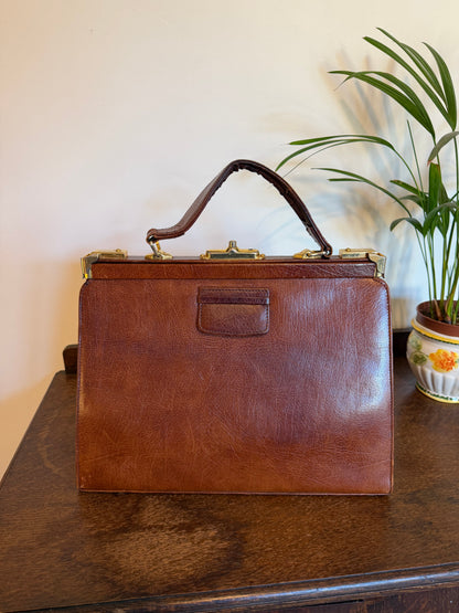 Vintage 1960s Brown Leather Structured Doctor Bag