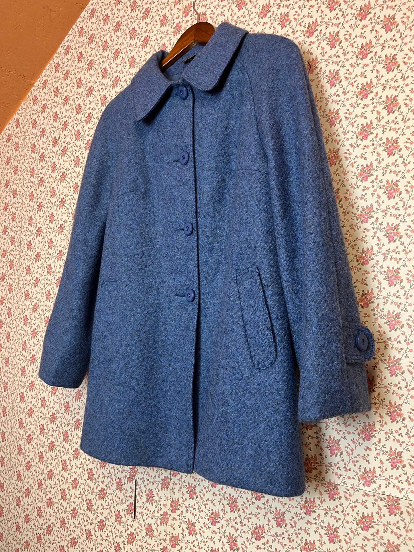 Vintage 1960s Pure Wool Blue Swing Coat