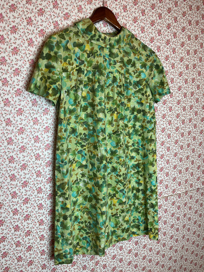 Vintage 1960s Hand Made Floral Smock Dress in Pastel Green & Blue