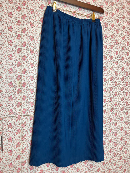 Vintage 1980s Plisse Crinkle Textured Navy Blue Midi Skirt