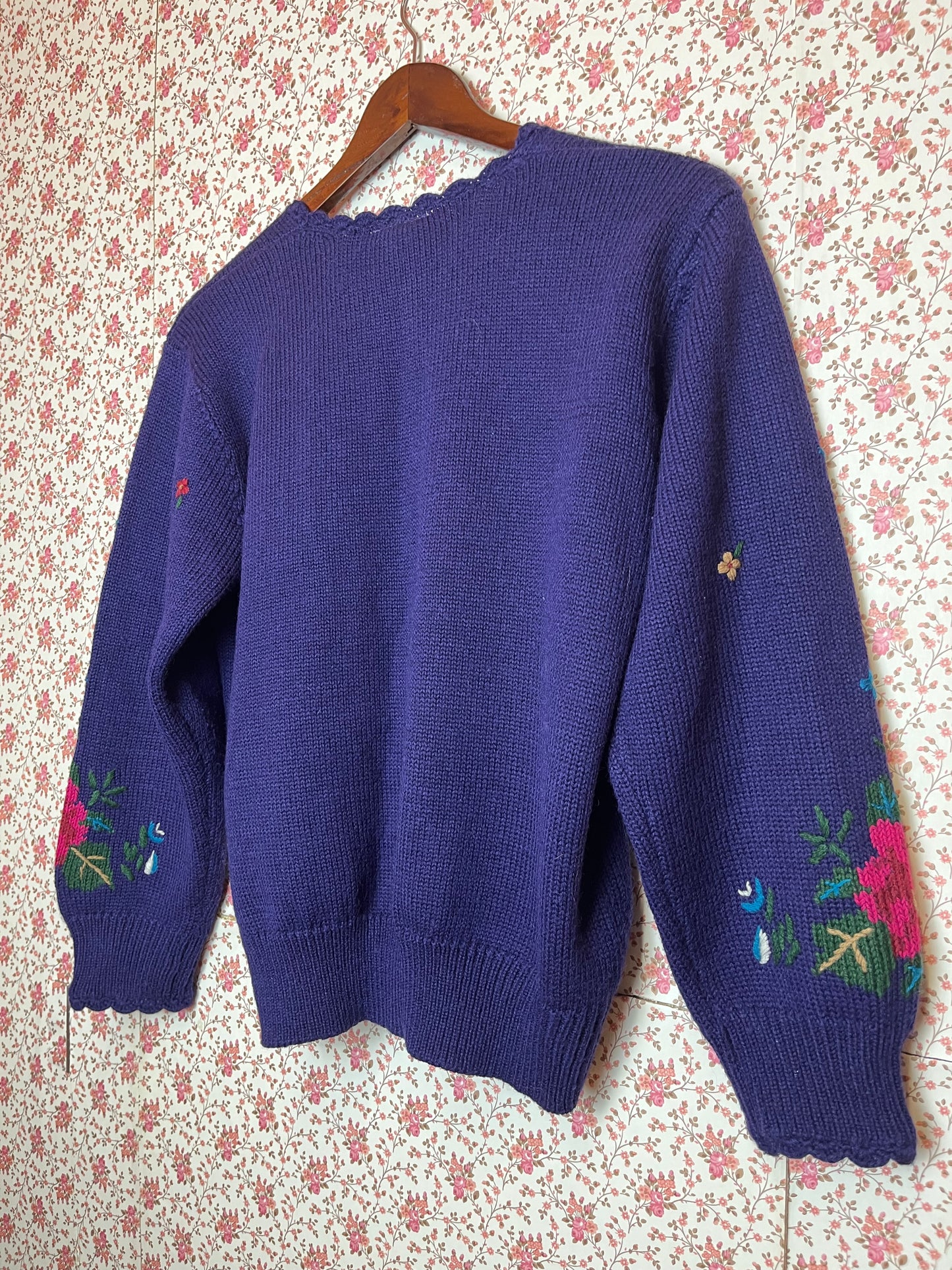 Vintage 1980s Wool Blend Floral Embroidered Knitted Purple Cardigan