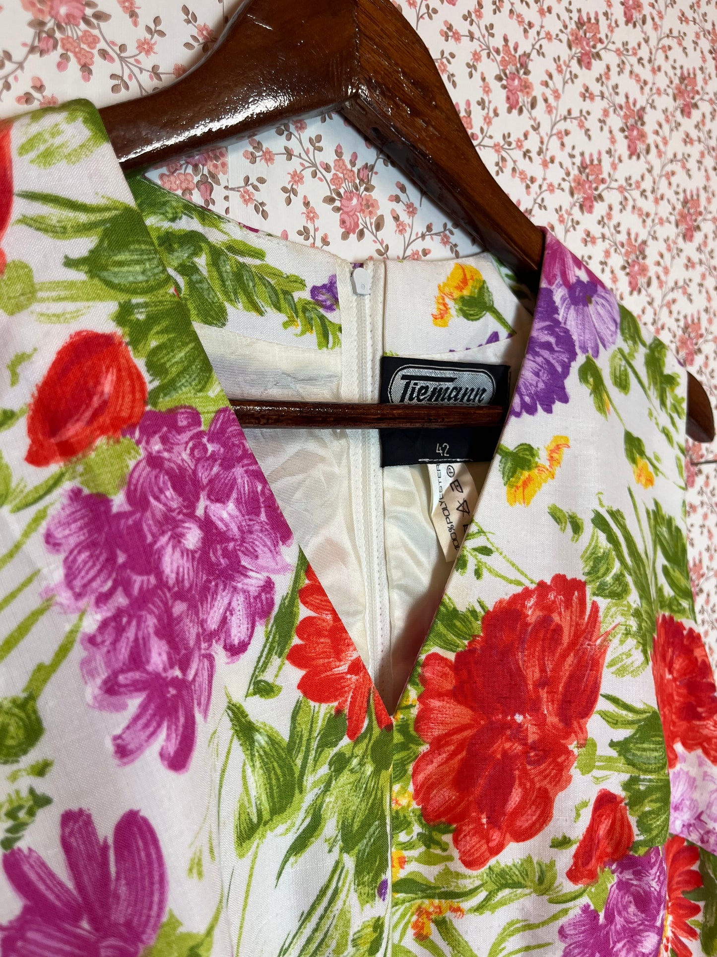 Vintage 1970s Floral Sleeveless Maxi Dress