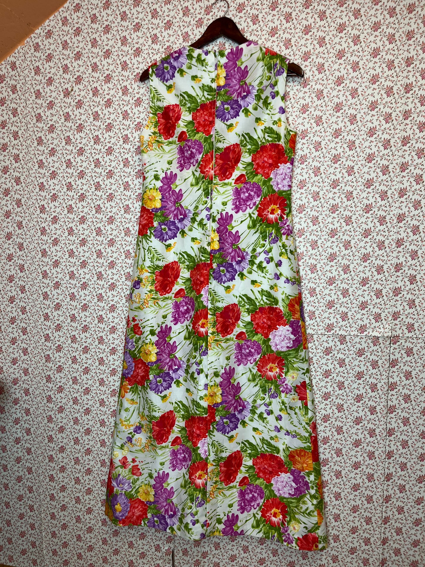 Vintage 1970s Floral Sleeveless Maxi Dress