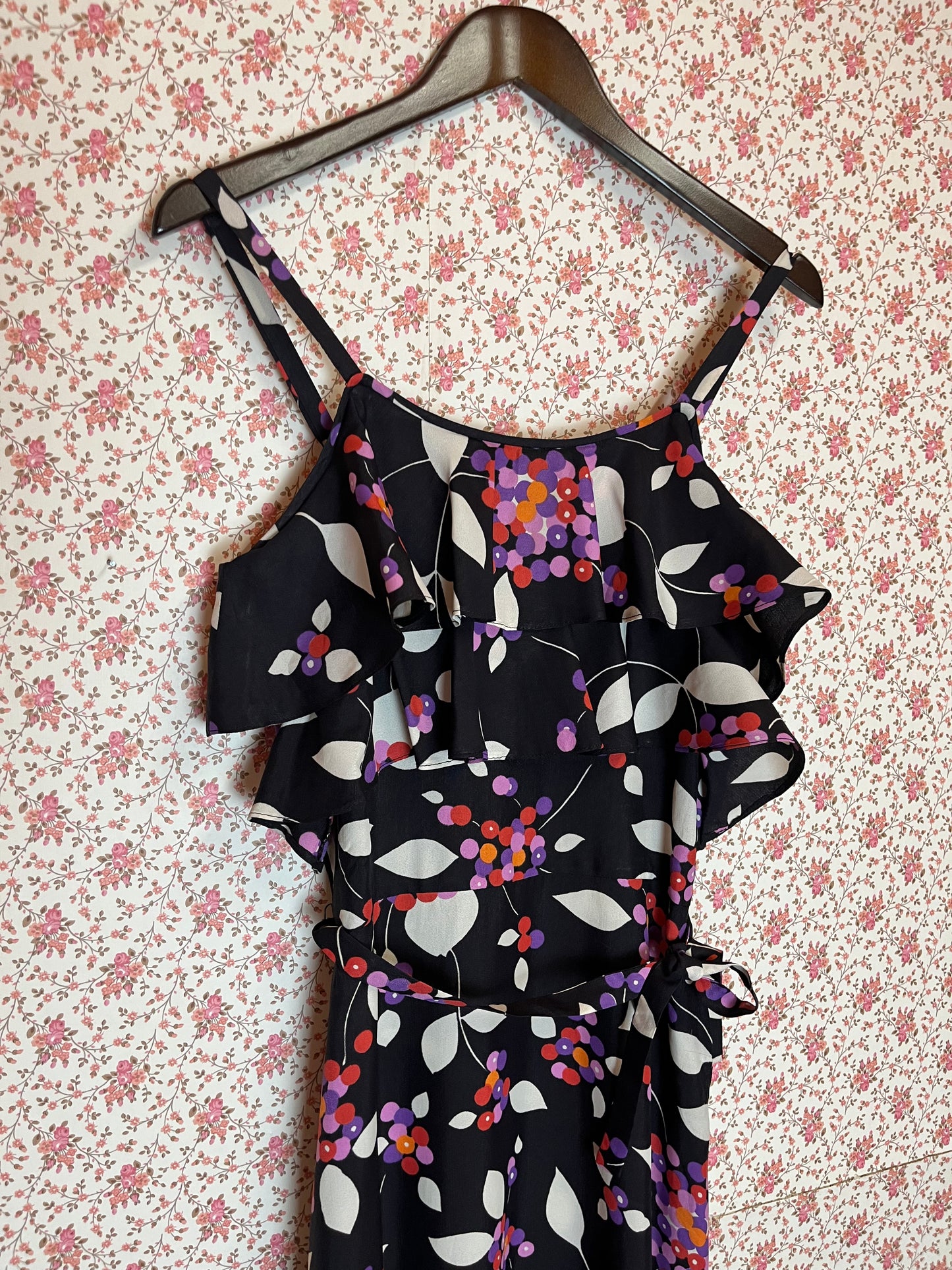 Vintage 1960s Leaf Print Tiered Maxi Dress