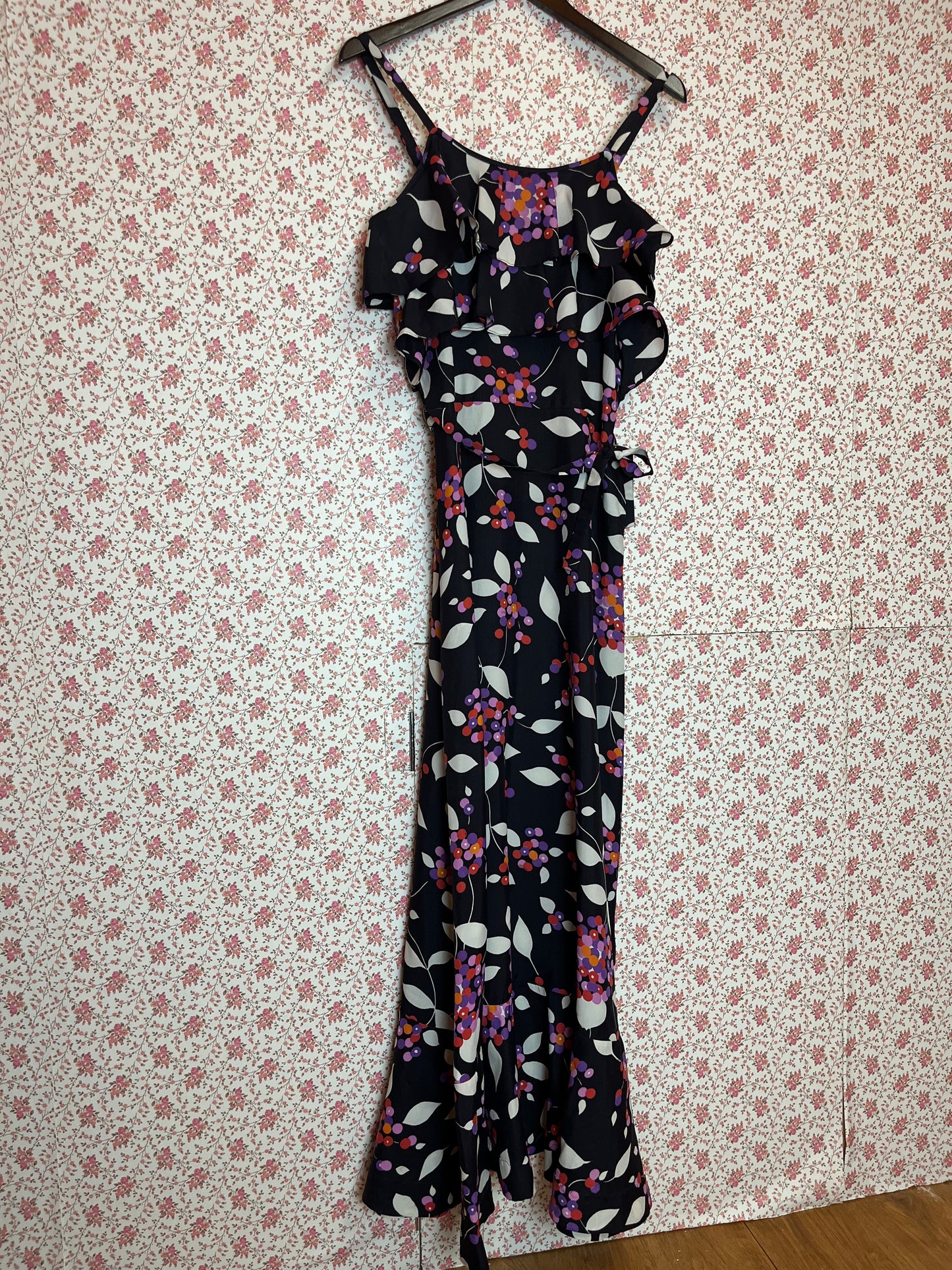 Vintage 1960s Leaf Print Tiered Maxi Dress