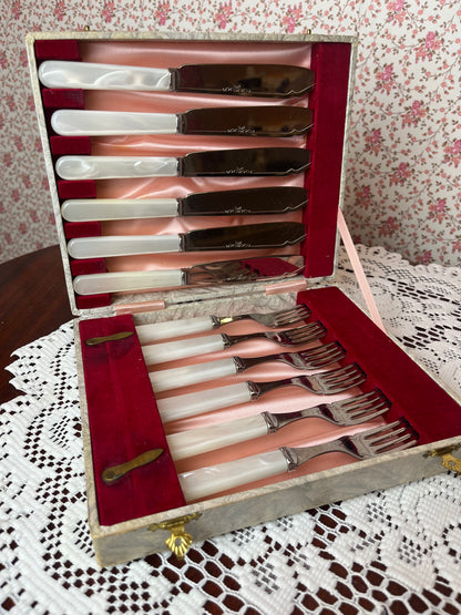 Vintage 12 Set Fish Knives & Forks in Case