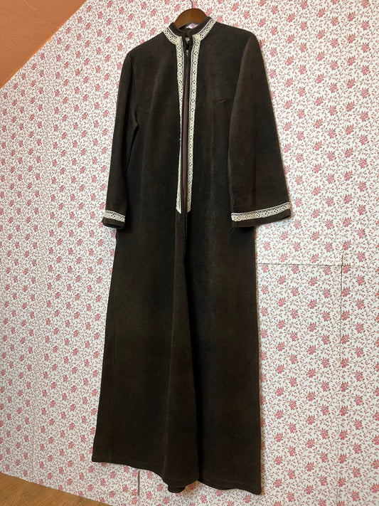 Vintage 1970s Velour Lace Trim Robe