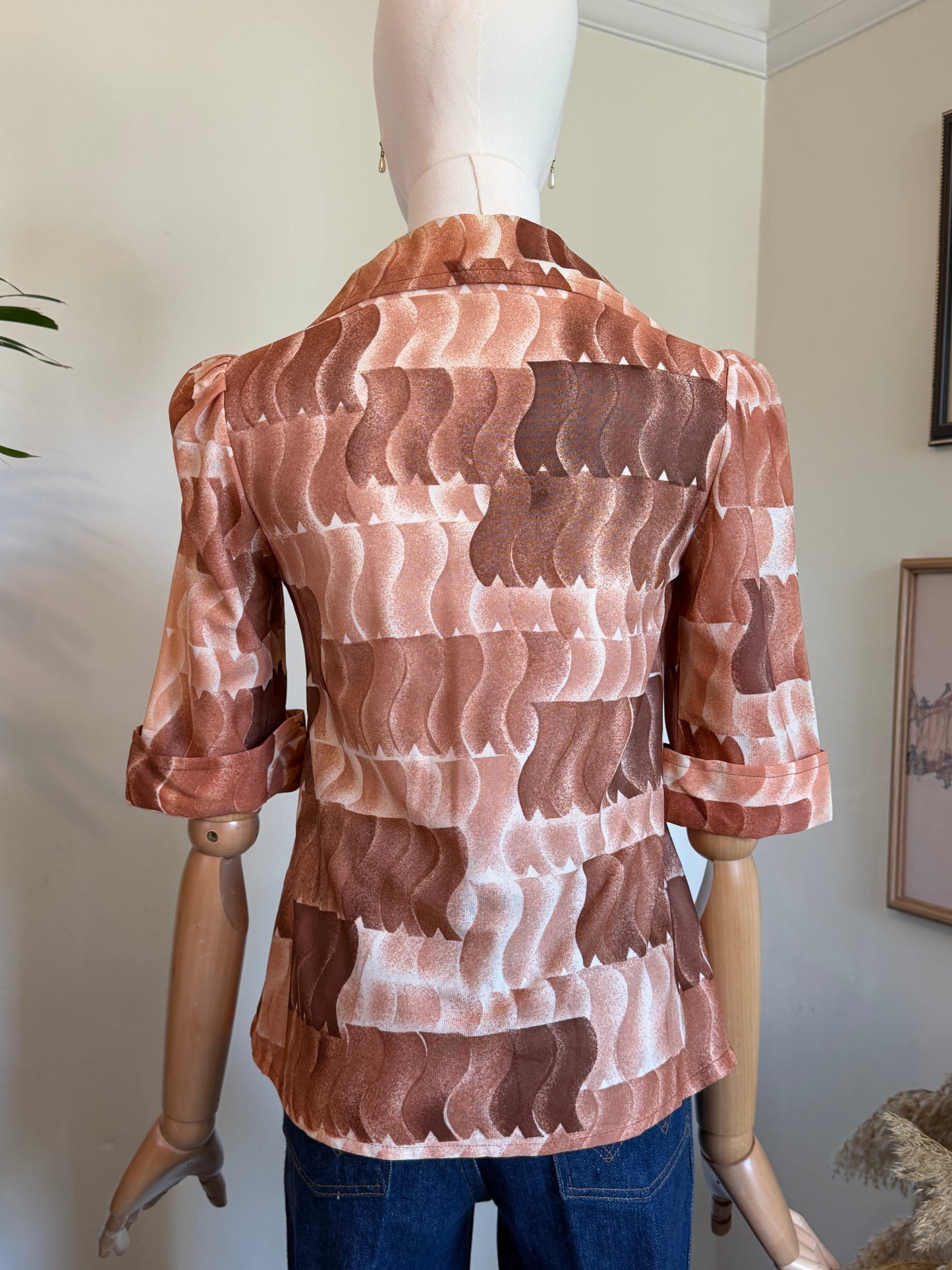 Vintage 1970s Brown Abstract Print Wide Collar Blouse - Size Small