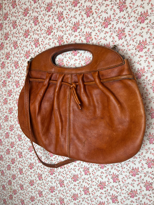 Vintage 1970s Brown Tan Pleated Leather Handbag with Shoulder Strap