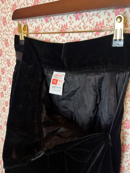 Vintage 1970s Black Cotton Velvet Full Pleated Midi Skirt.