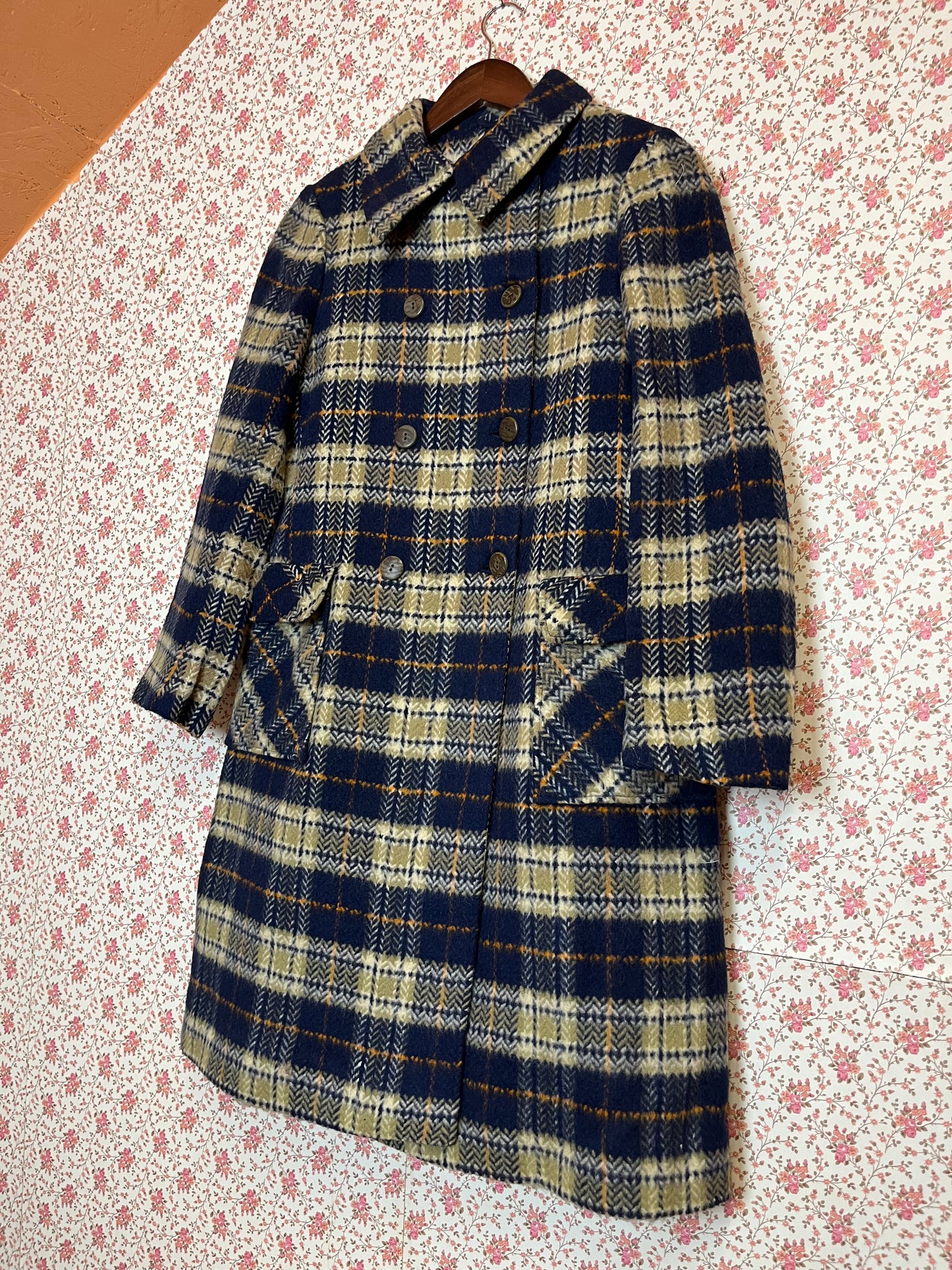 Vintage 1960s Hand Made Wool Checked Coat