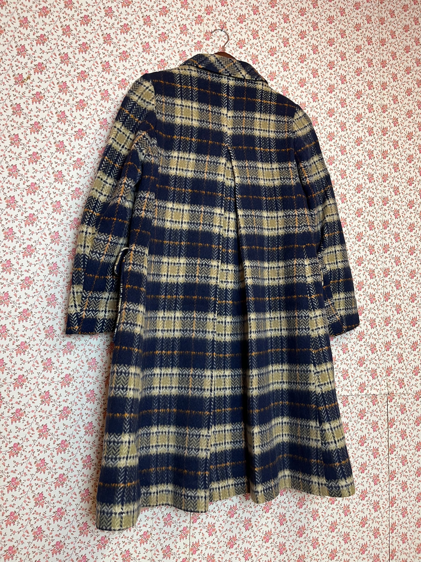 Vintage 1960s Hand Made Wool Checked Coat