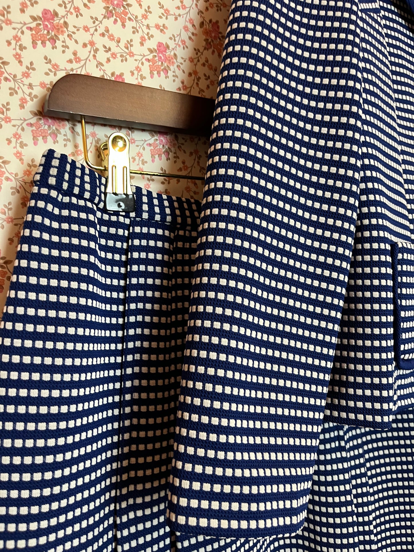Vintage 1970s Textured Jacket & Skirt Suit Set