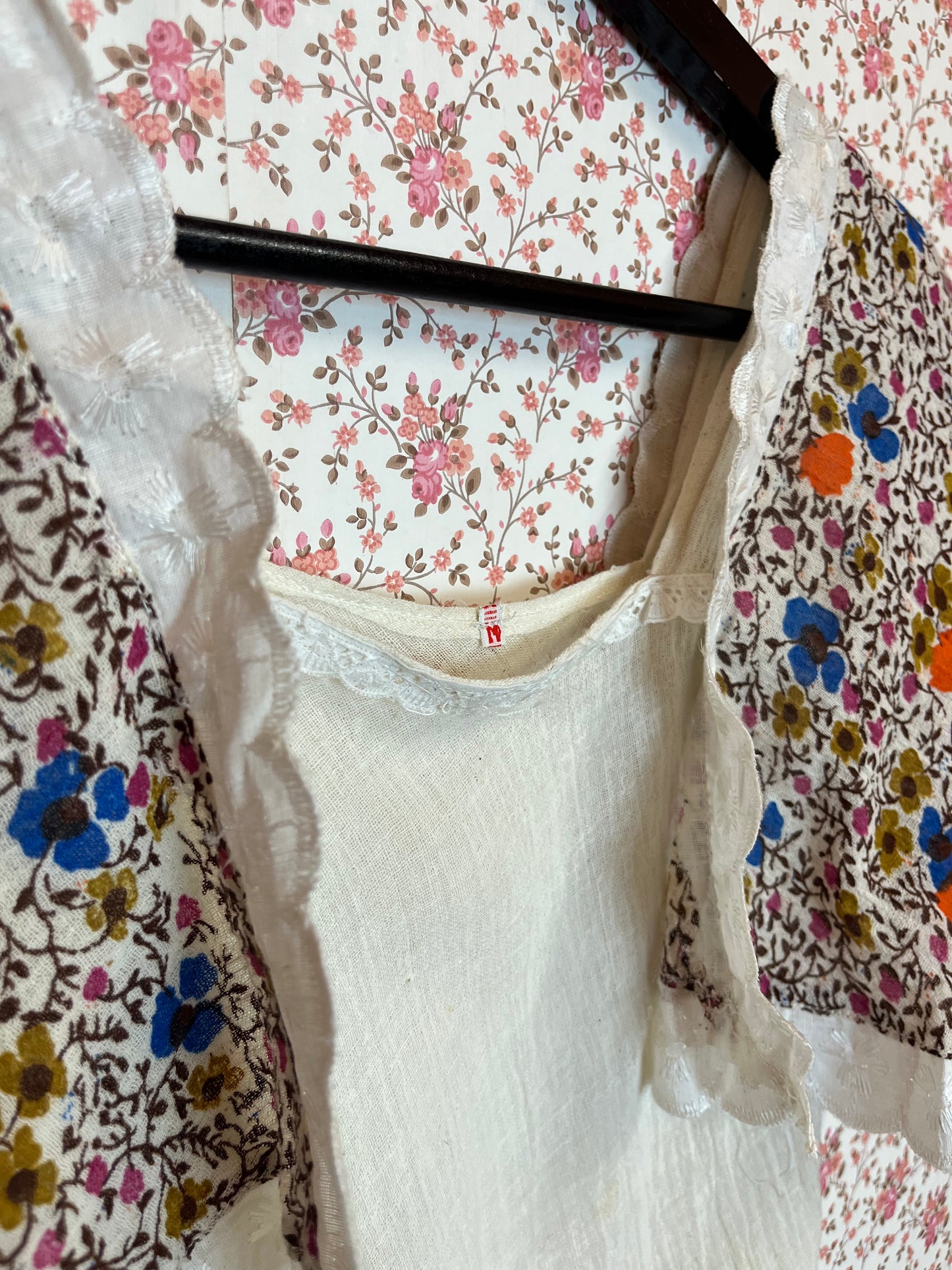 Vintage 1970s Cheesecloth Flutter Blouse