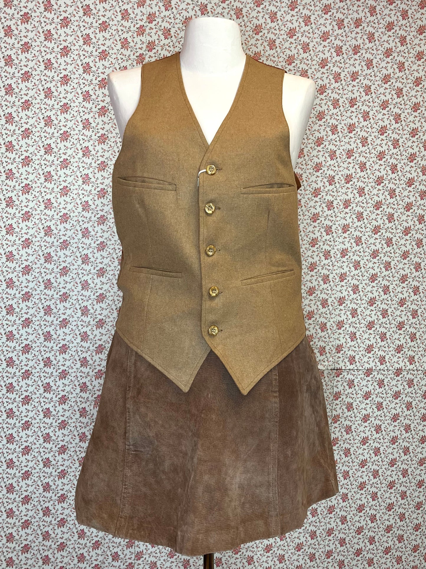 Vintage Brown Wool 5 Button Down Quadruple Pocket Waistcoat