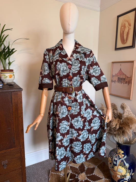 Vintage 1979s blue and brown floral printed shirt waist midi dress Buttons down front dog ear collar short sleeves handmade 