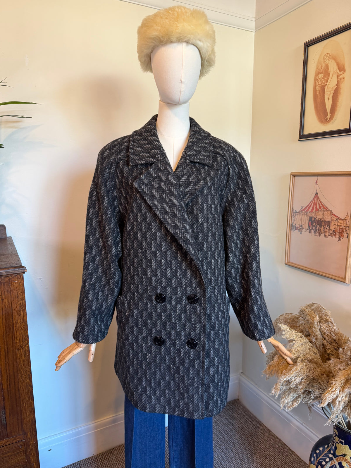 Vintage St Michael pure new wool grey and charcoal patterned coat, made in Germany, with a double-breasted front, wide lapels, dark buttons and full satin lining