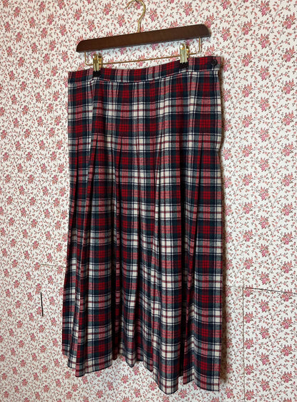 Vintage 1970s Authentic Mucduff Tartan Pure Wool Skirt