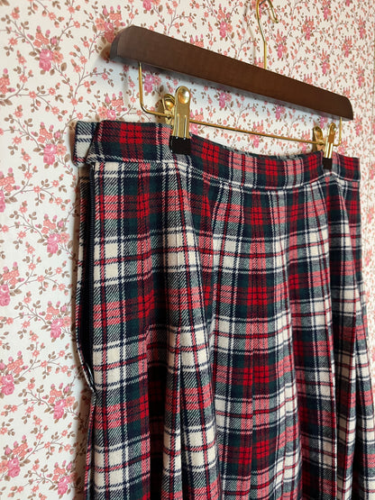 Vintage 1970s Authentic Mucduff Tartan Pure Wool Skirt