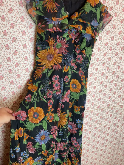 Vintage 1970s Floral Printed Ruffled Collar Sleeveless Prairie Dress